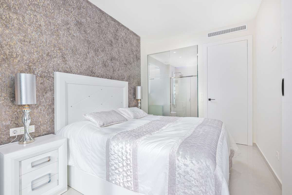 For sale - 2 Bedroom 2 Bathroom Apartment - Middle Floor Apartment in Pilar de la Horadada - Torre de la Horadada  - Alicante