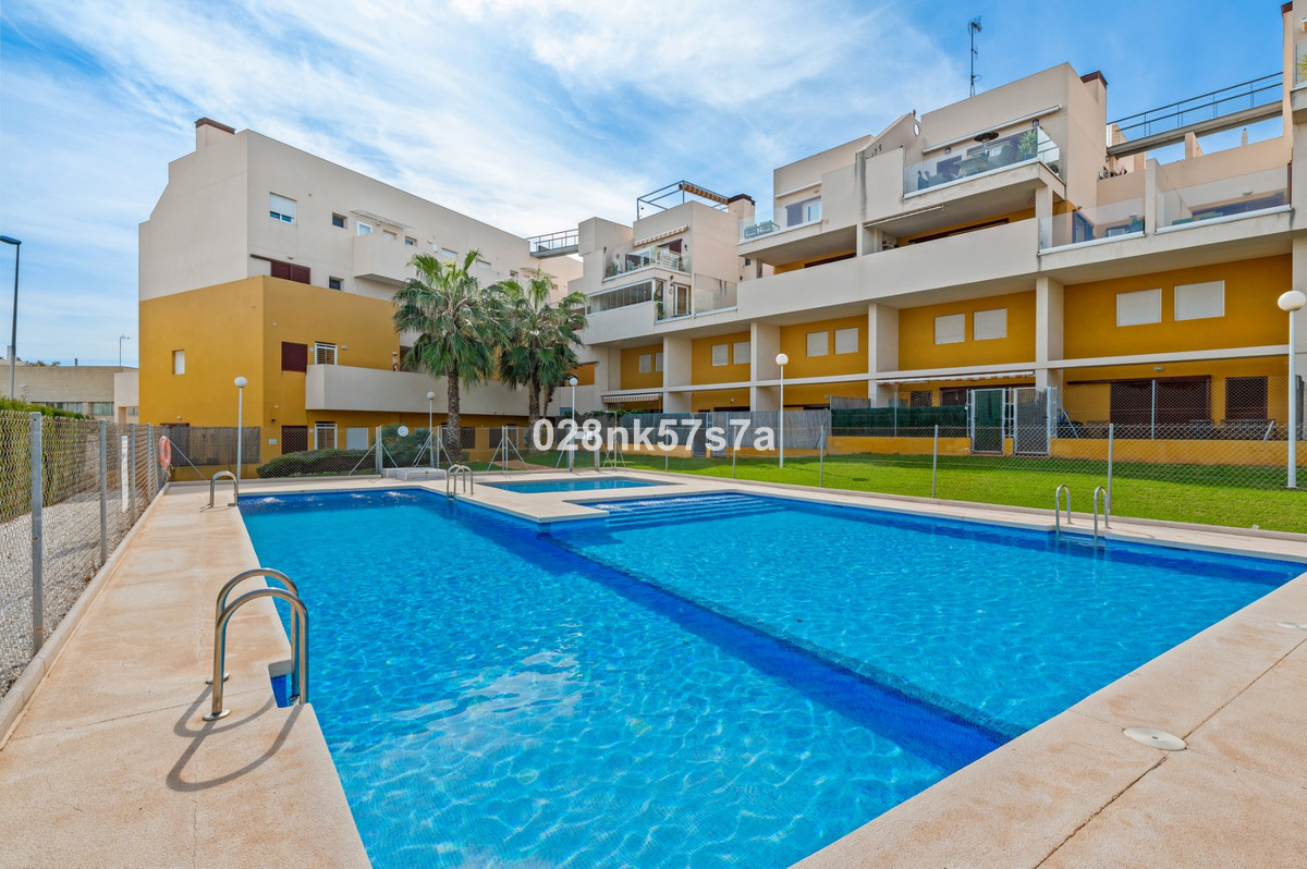 Sold - 2 Bedroom 2 Bathroom Penthouse in Playa Flamenca - Playa Flamenca  - Alicante