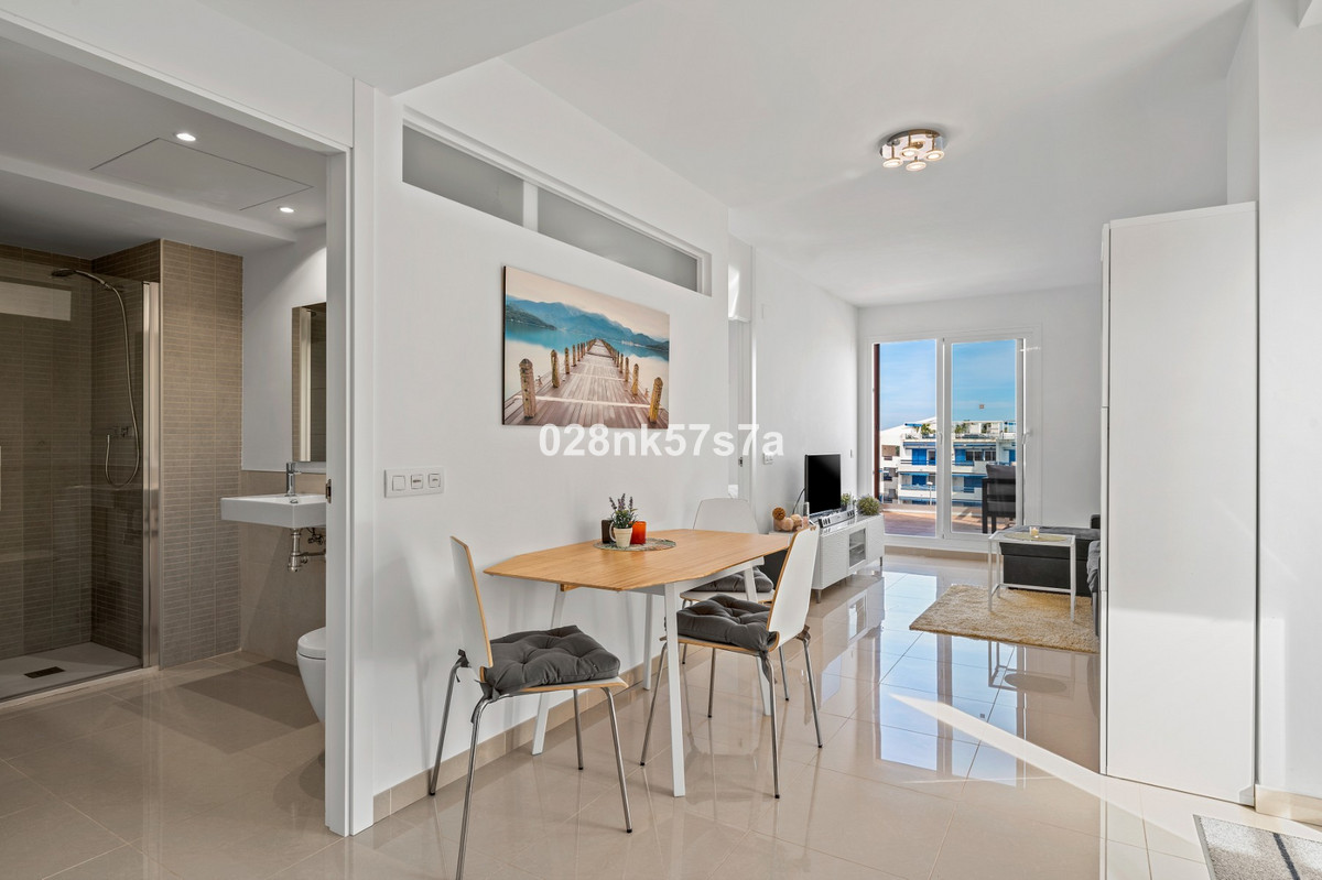 Sold - 2 Bedroom 2 Bathroom Penthouse in Playa Flamenca - Playa Flamenca  - Alicante