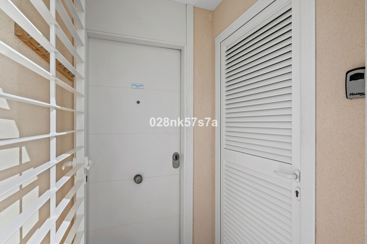 Sold - 2 Bedroom 2 Bathroom Penthouse in Playa Flamenca - Playa Flamenca  - Alicante