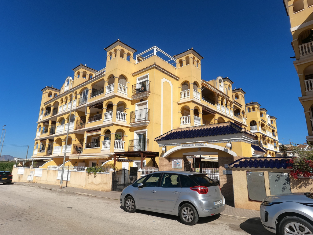 2 Bedroom 1 Bathroom Top Floor Apartment in Algorfa