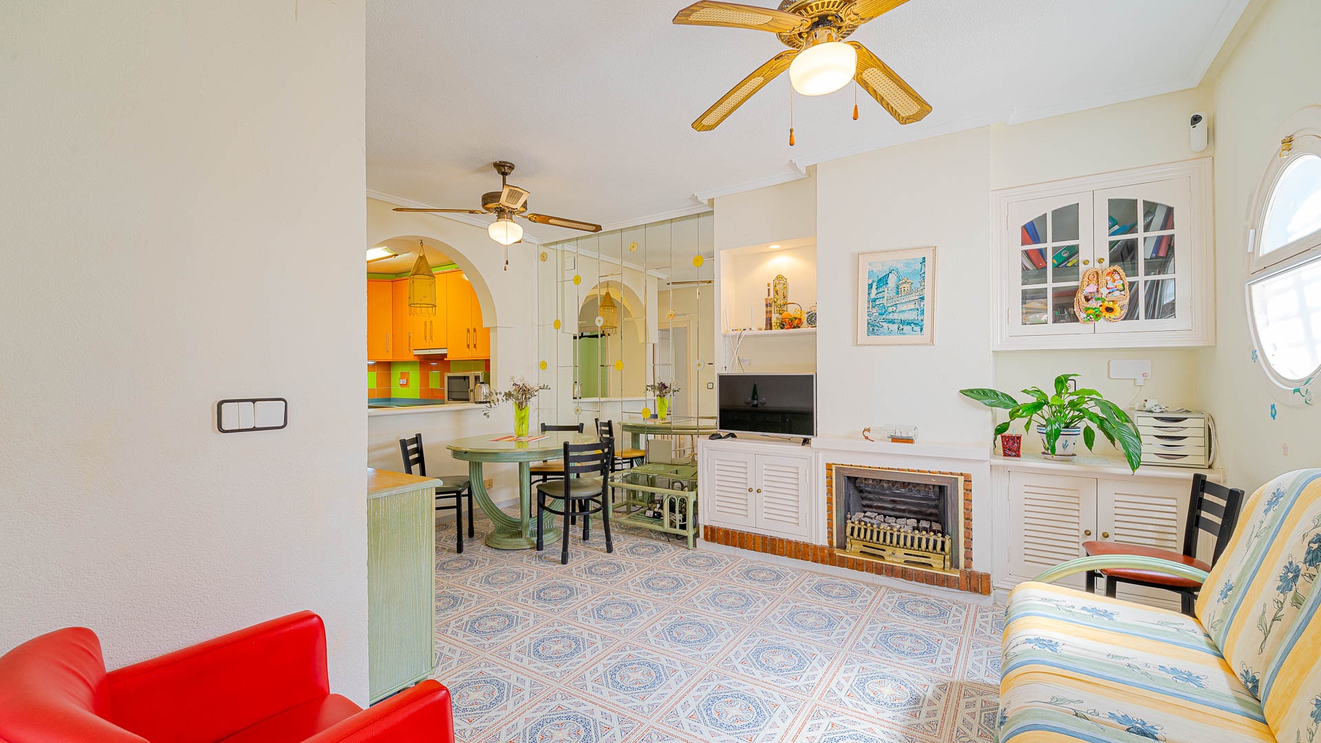 For sale - 2 Bedroom 1 Bathroom Apartament in Punta Prima - Punta Prima  - Alicante