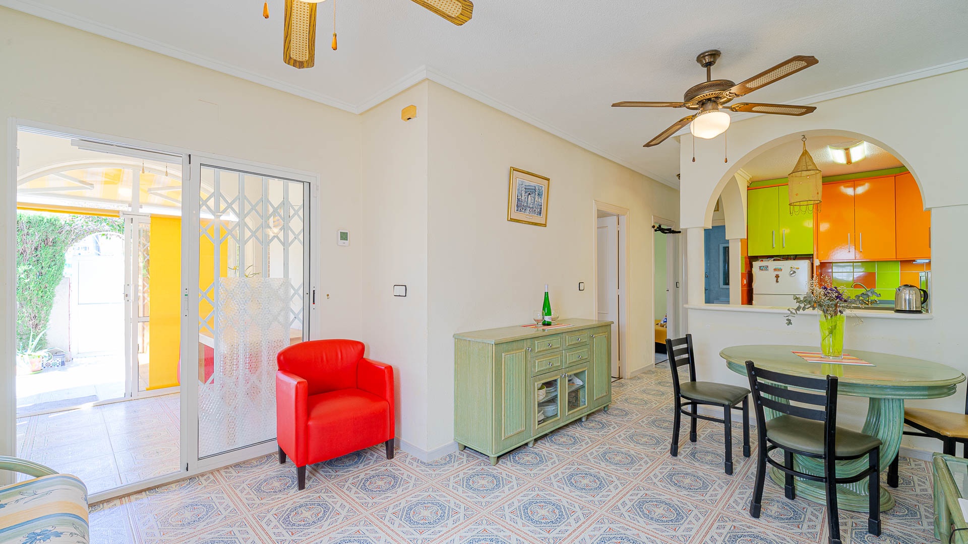 For sale - 2 Bedroom 1 Bathroom Apartament in Punta Prima - Punta Prima  - Alicante