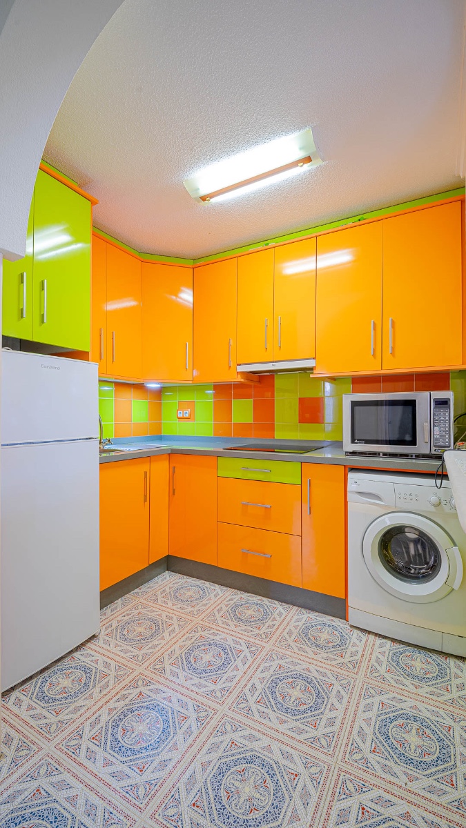 For sale - 2 Bedroom 1 Bathroom Apartament in Punta Prima - Punta Prima  - Alicante