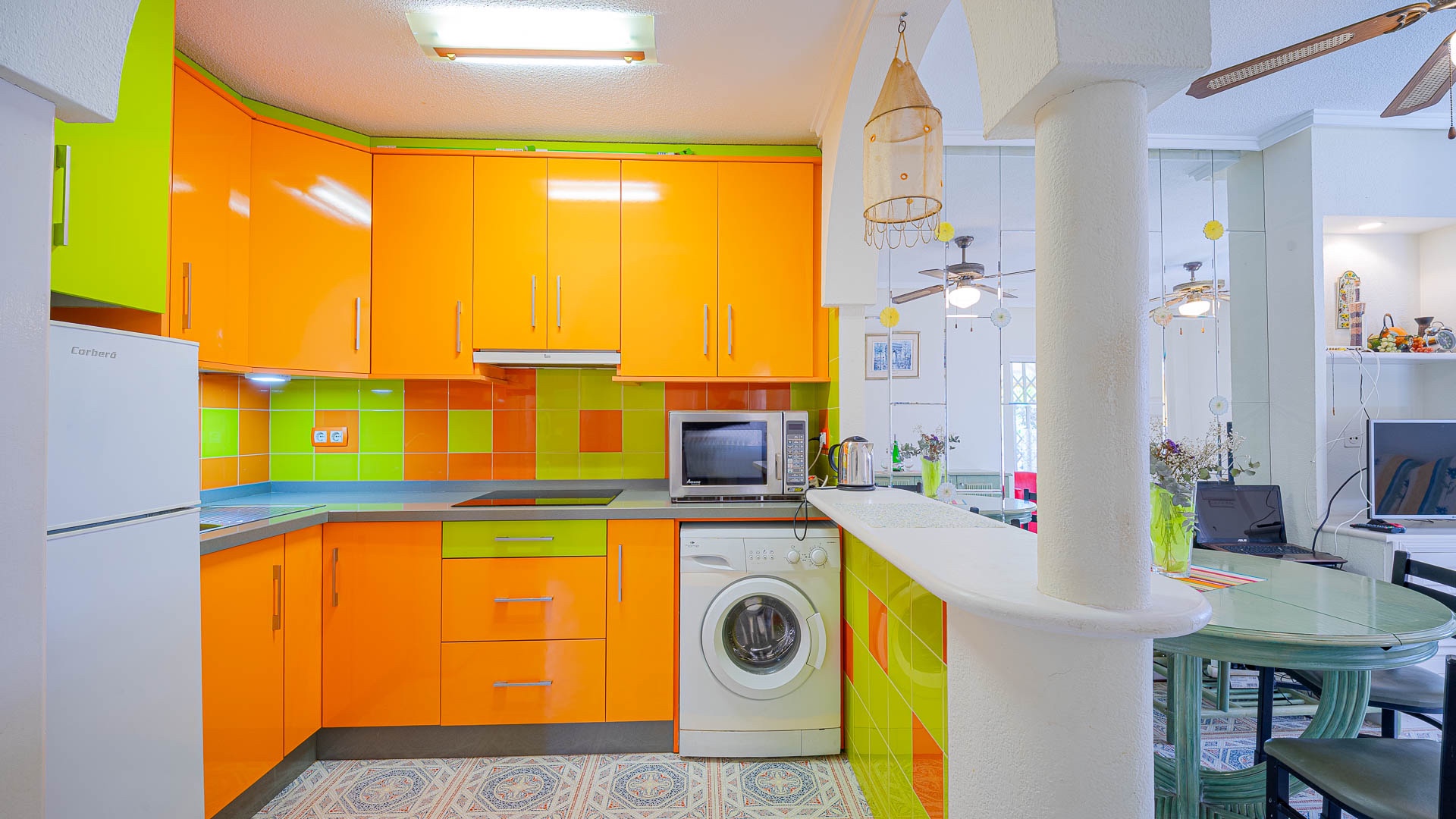 For sale - 2 Bedroom 1 Bathroom Apartament in Punta Prima - Punta Prima  - Alicante