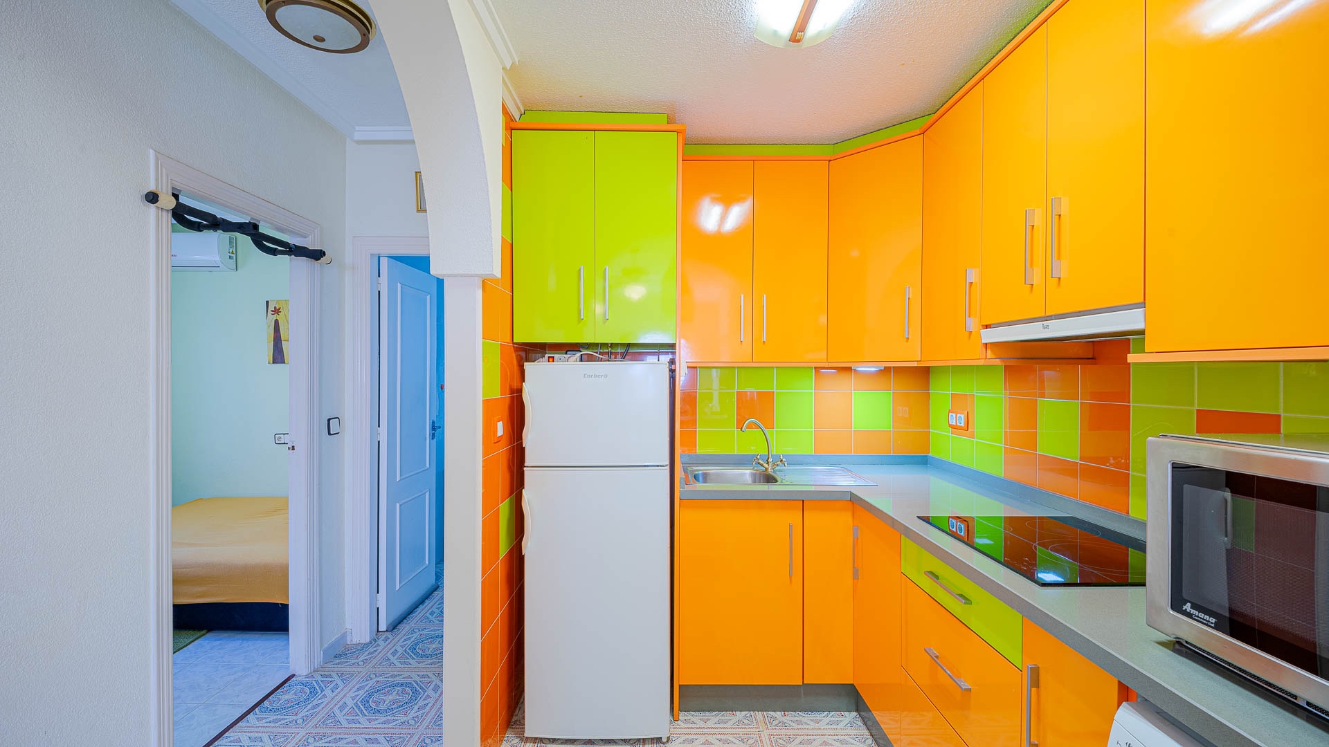 For sale - 2 Bedroom 1 Bathroom Apartament in Punta Prima - Punta Prima  - Alicante