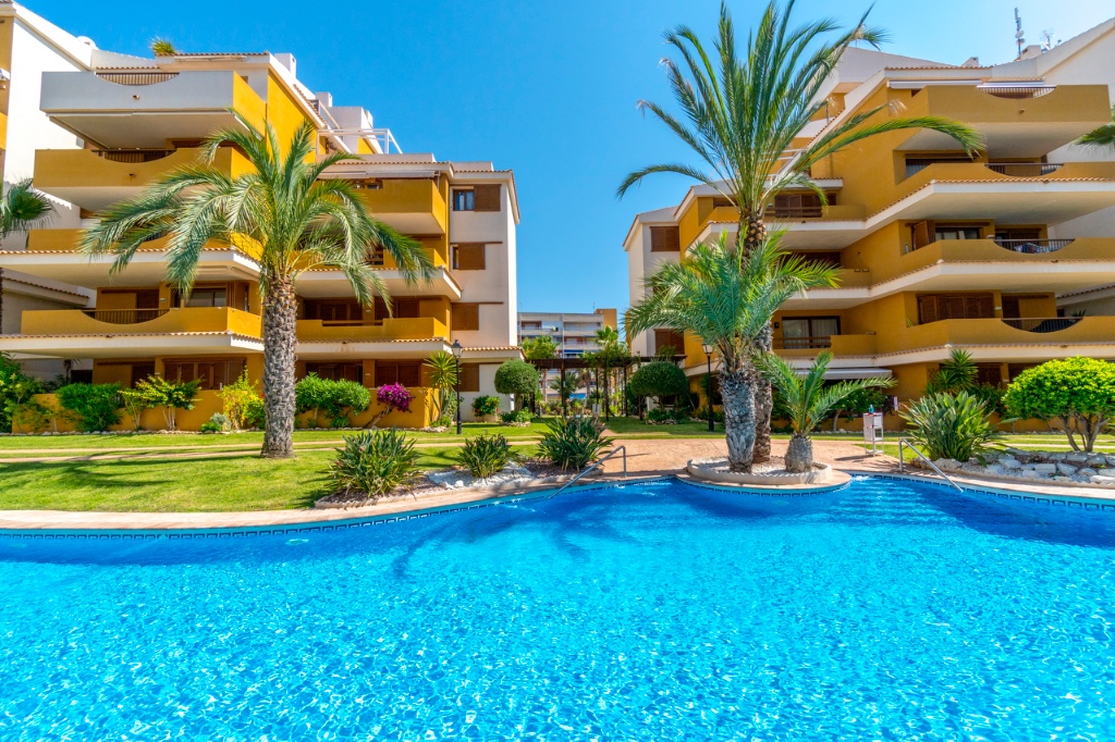 For sale - 2 Bedroom 2 Bathroom Apartament in Punta Prima - Punta Prima  - Alicante