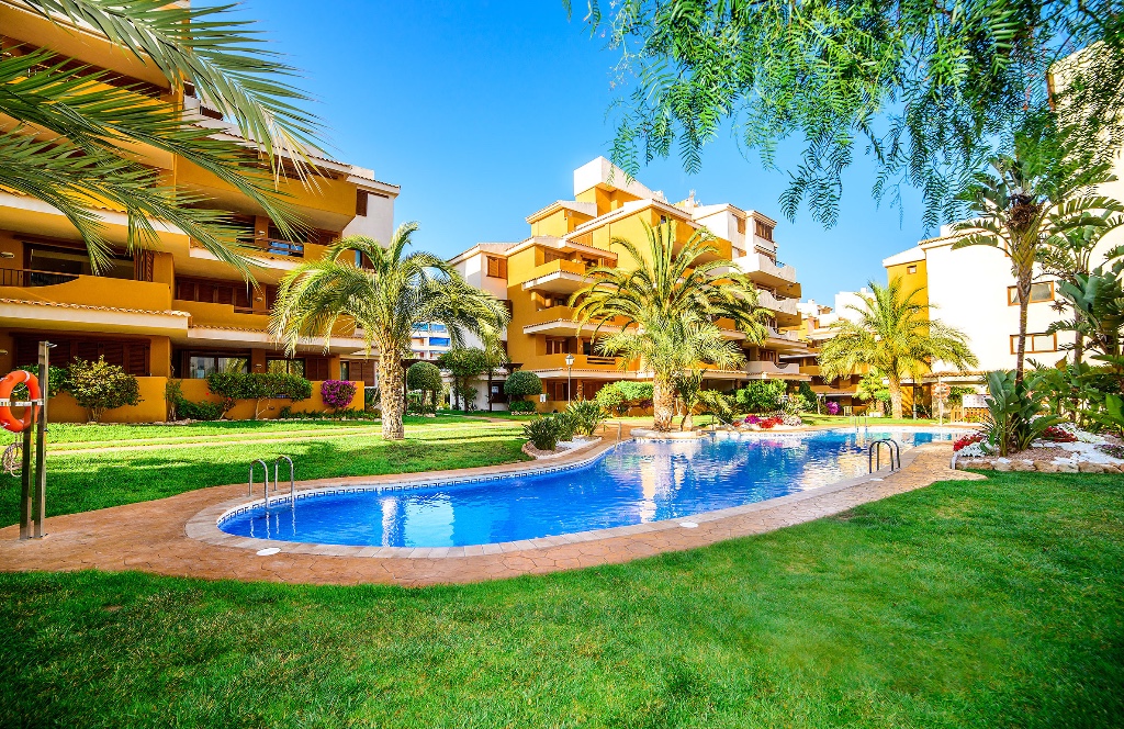 For sale - 2 Bedroom 2 Bathroom Apartament in Punta Prima - Punta Prima  - Alicante