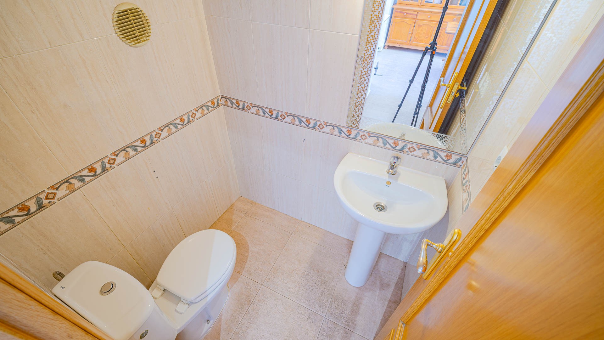 For sale - 2 Bedroom 1 Bathroom Townhouse in Punta Prima - Punta Prima  - Alicante