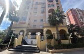 76-R5337484/75732, 3 Bedroom 2 Bathroom Apartment - Middle Floor Apartment in Torrevieja