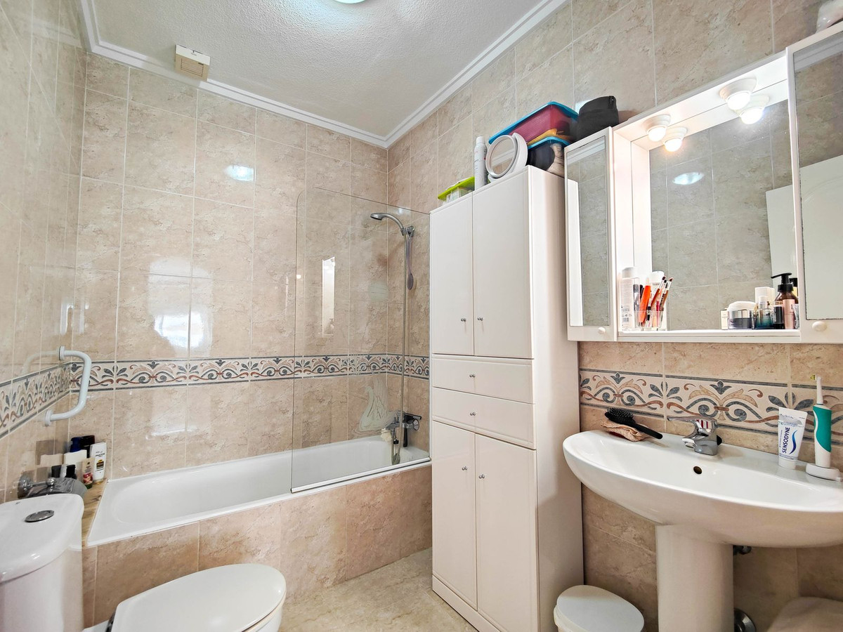 Sold - 2 Bedroom 2 Bathroom House - Detached Villa in Rojales - Ciudad Quesada  - Alicante