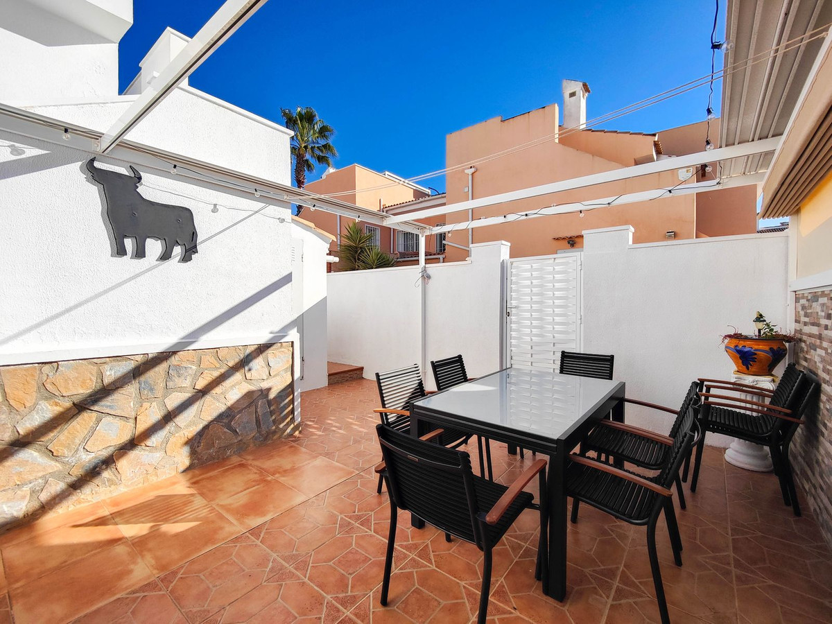 Sold - 2 Bedroom 2 Bathroom House - Detached Villa in Rojales - Ciudad Quesada  - Alicante
