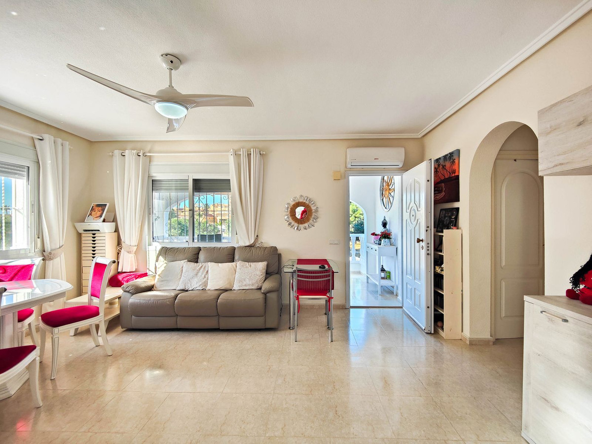 Sold - 2 Bedroom 2 Bathroom House - Detached Villa in Rojales - Ciudad Quesada  - Alicante