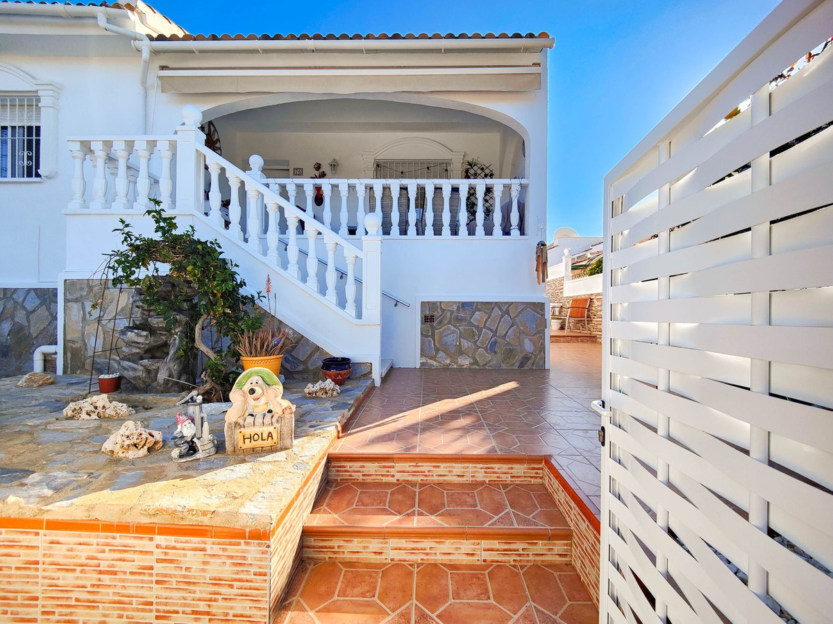 Sold - 2 Bedroom 2 Bathroom House - Detached Villa in Rojales - Ciudad Quesada  - Alicante