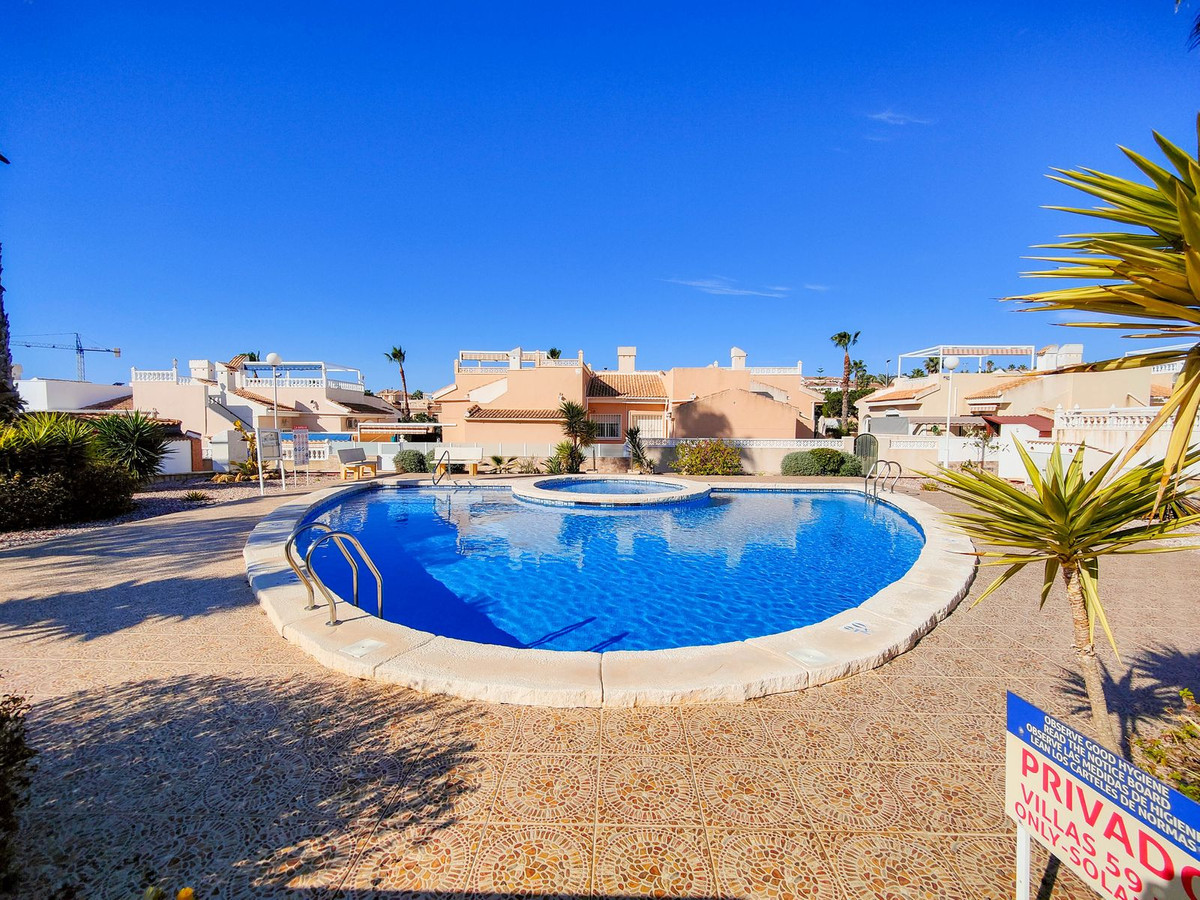 Sold - 2 Bedroom 2 Bathroom House - Detached Villa in Rojales - Ciudad Quesada  - Alicante