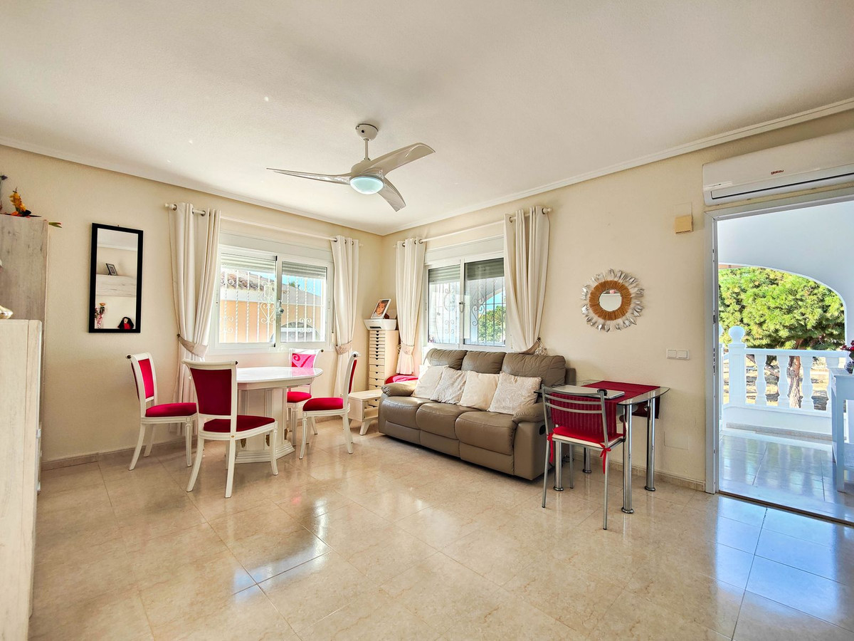 Sold - 2 Bedroom 2 Bathroom House - Detached Villa in Rojales - Ciudad Quesada  - Alicante