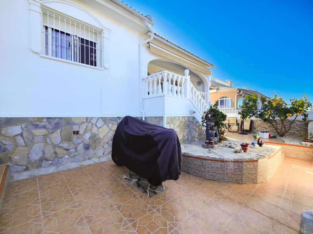 2 Bedroom 2 Bathroom House - Detached Villa in Rojales
