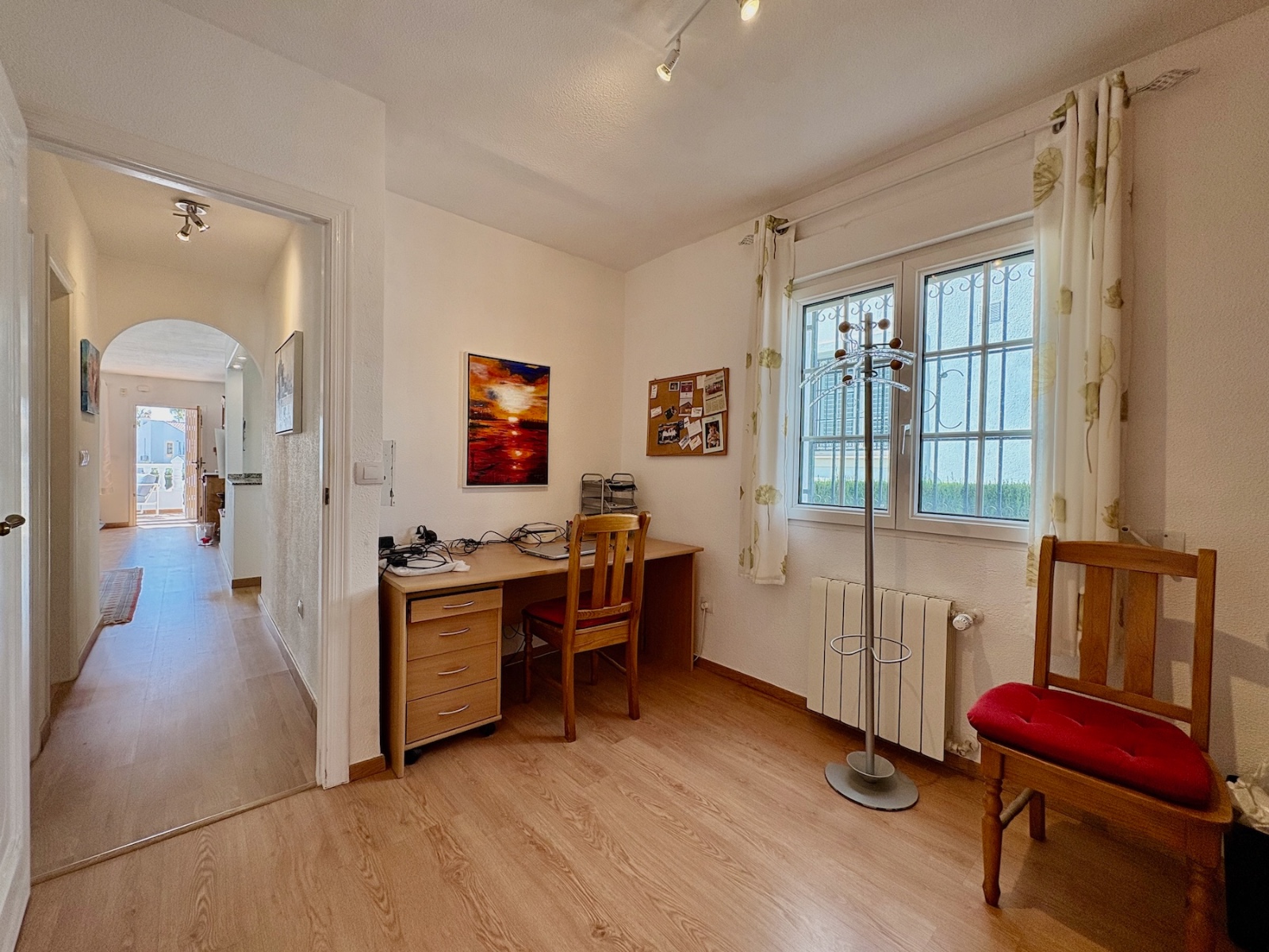 For sale - 3 Bedroom 2 Bathroom Villa in Villamartin - Villamartin  - Alicante