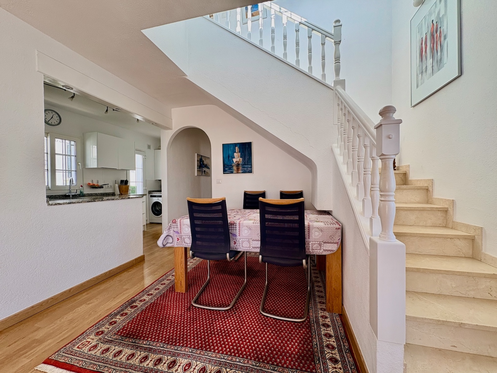 For sale - 3 Bedroom 2 Bathroom Villa in Villamartin - Villamartin  - Alicante