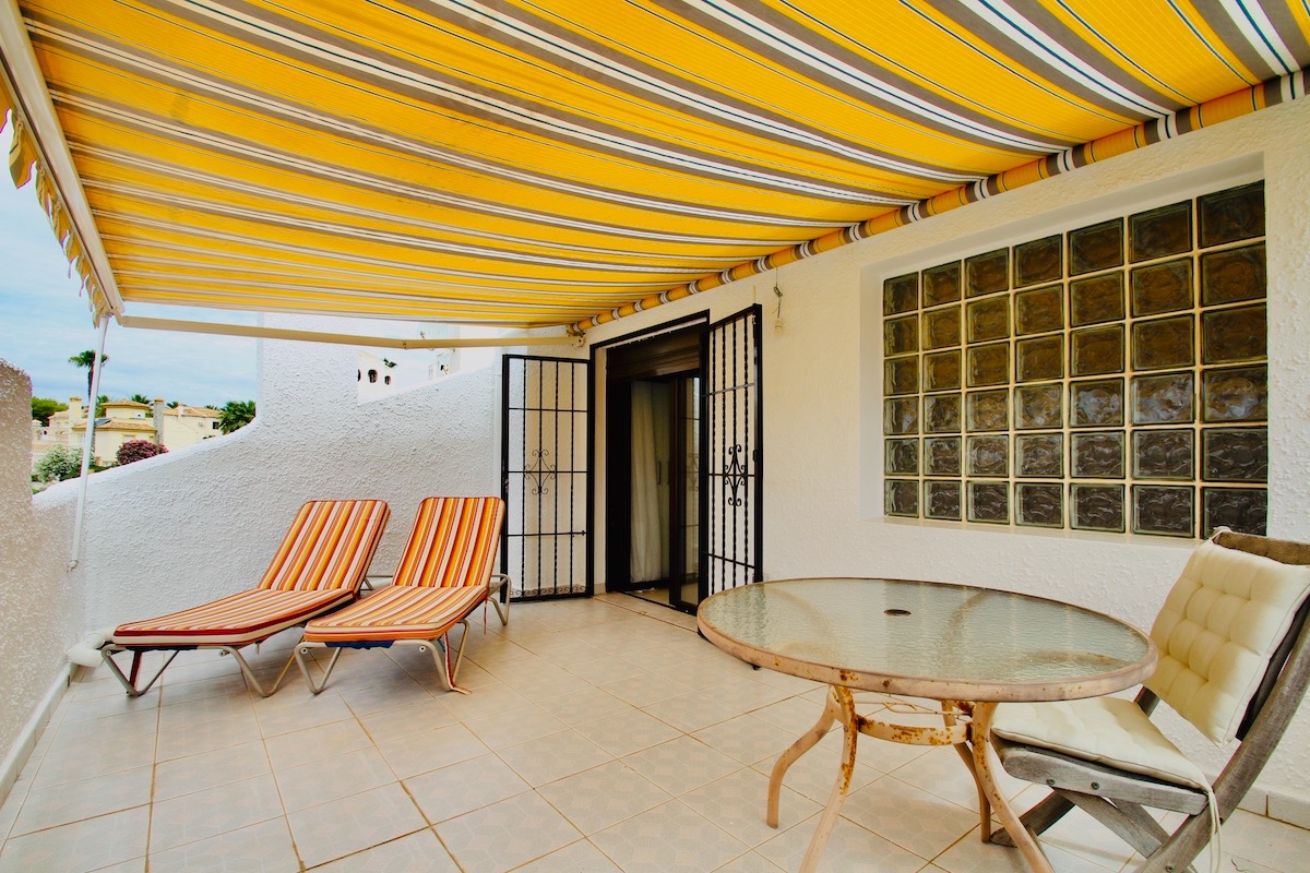 For sale - 4 Bedroom 2 Bathroom Townhouse in Cabo Roig - Cabo Roig  - Alicante