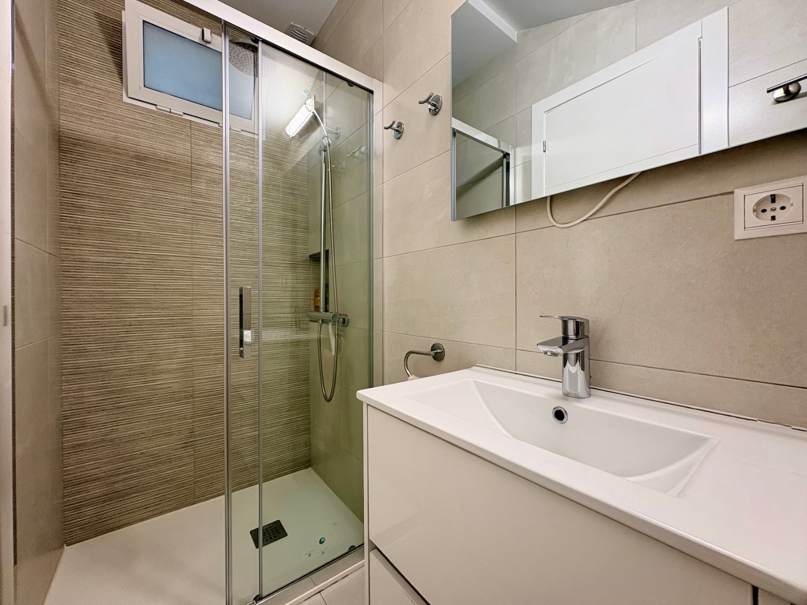 For sale - 4 Bedroom 2 Bathroom Townhouse in Cabo Roig - Cabo Roig  - Alicante