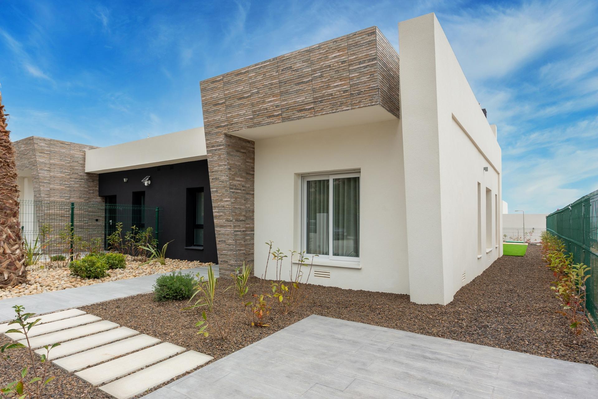 For sale - 3 Bedroom 2 Bathroom Villa in Algorfa - La Finca Golf  - Alicante