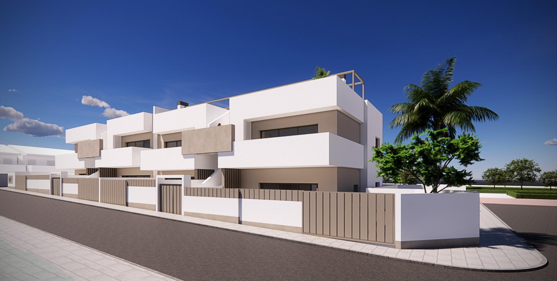 For sale - 3 Bedroom 2 Bathroom Bungalow in Pilar de La Horadada - pueblo  - Alicante