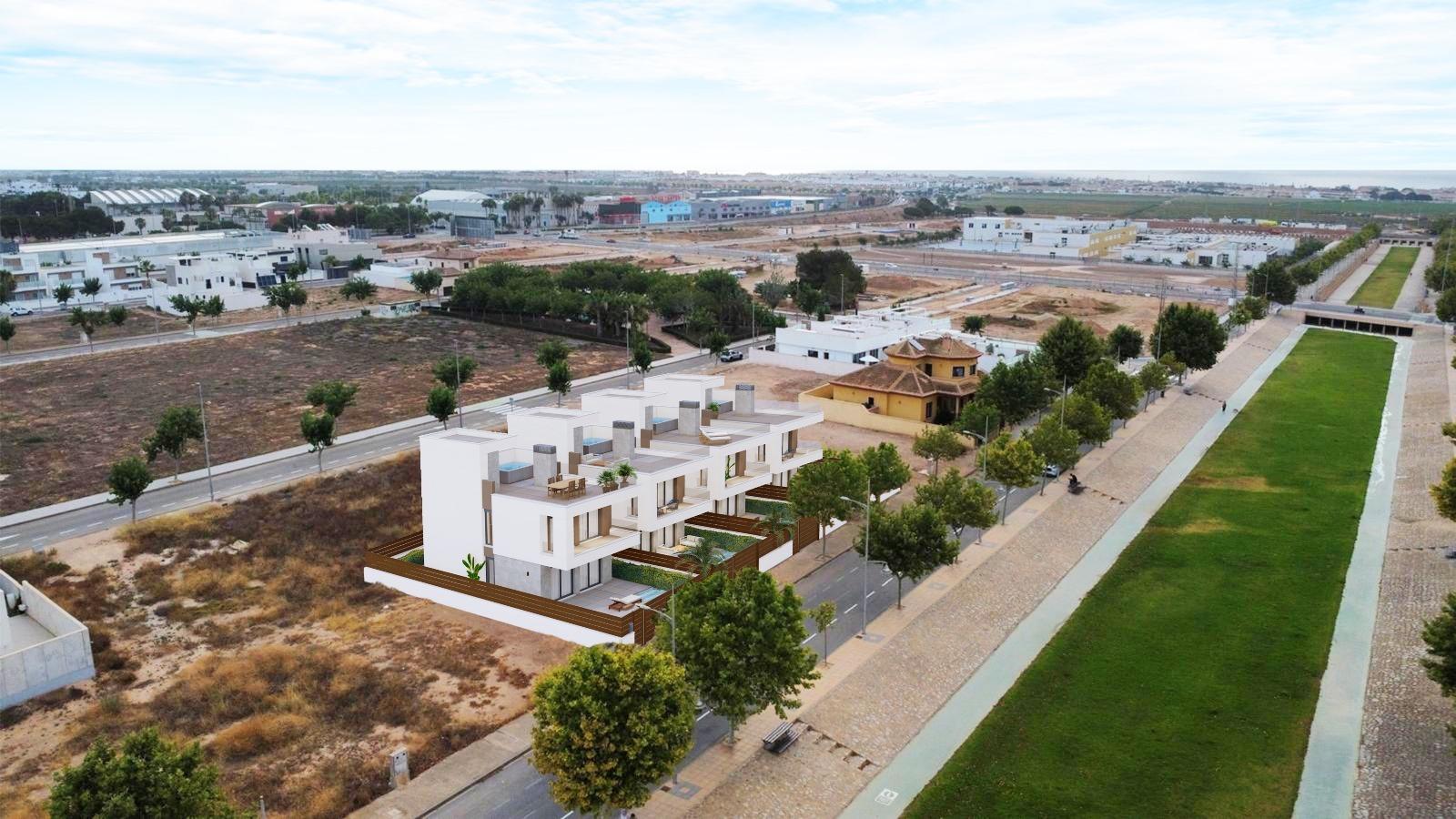 For sale - 3 Bedroom 3 Bathroom Villa in Pilar de La Horadada - pueblo  - Alicante