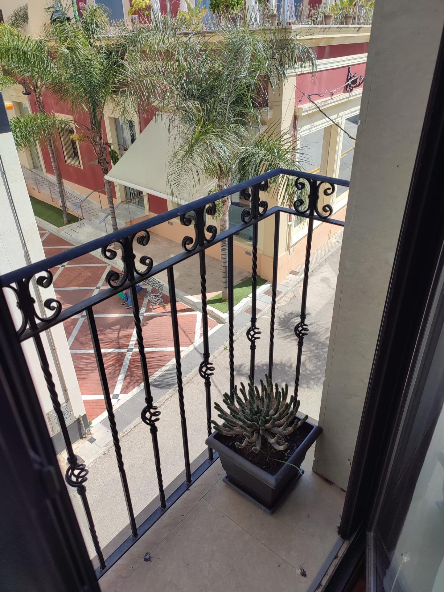 For sale - 4 Bedroom 2 Bathroom Apartment in Orihuela - Zona Centro  - Alicante