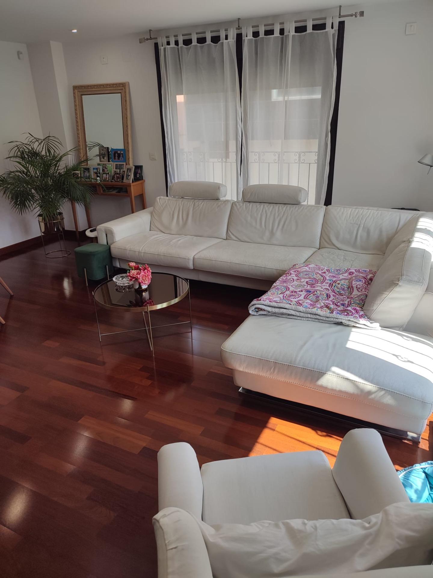 For sale - 4 Bedroom 2 Bathroom Apartment in Orihuela - Zona Centro  - Alicante