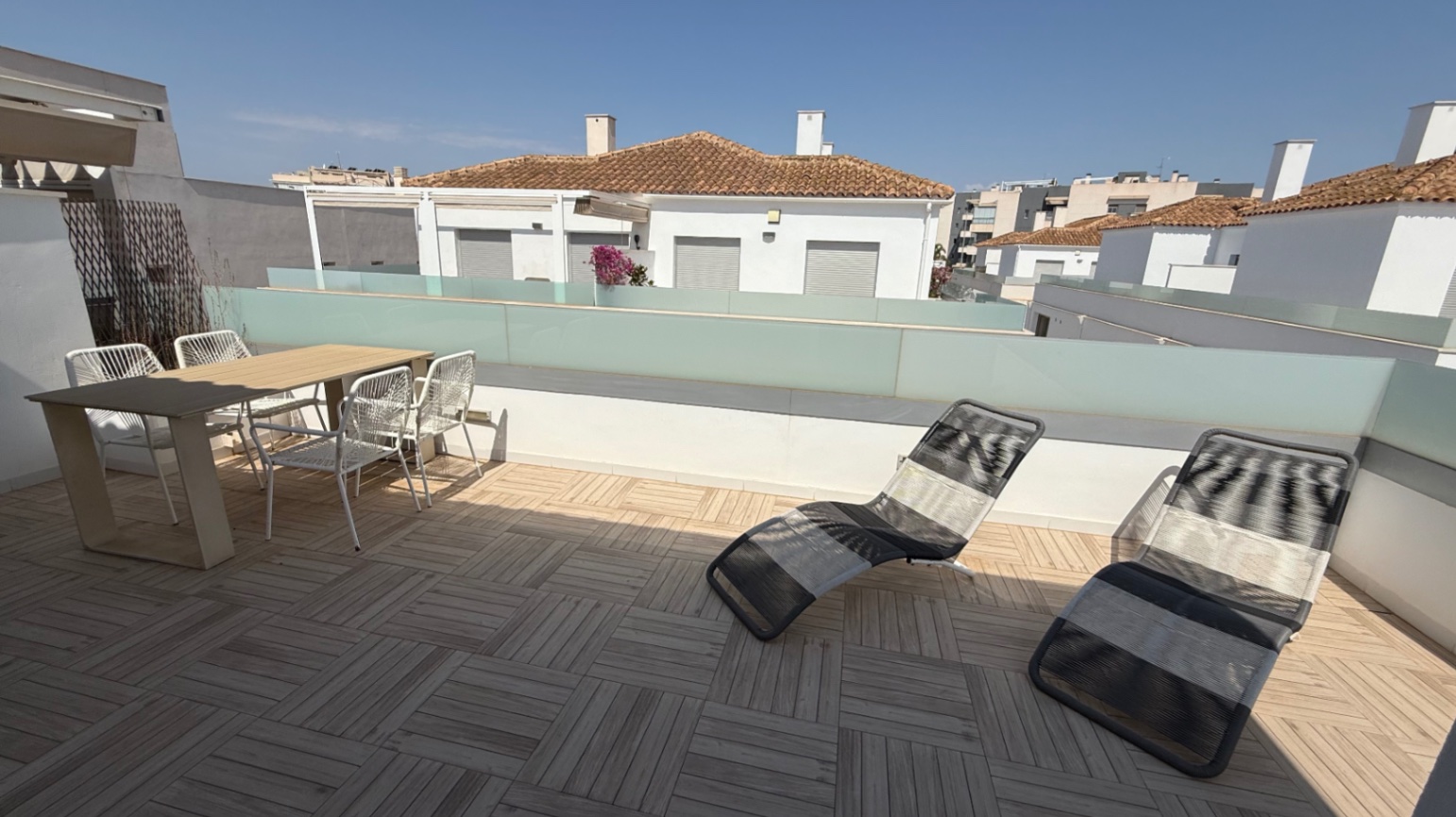 For sale - 5 Bedroom 3 Bathroom Town House in Orihuela - Inland  - Alicante