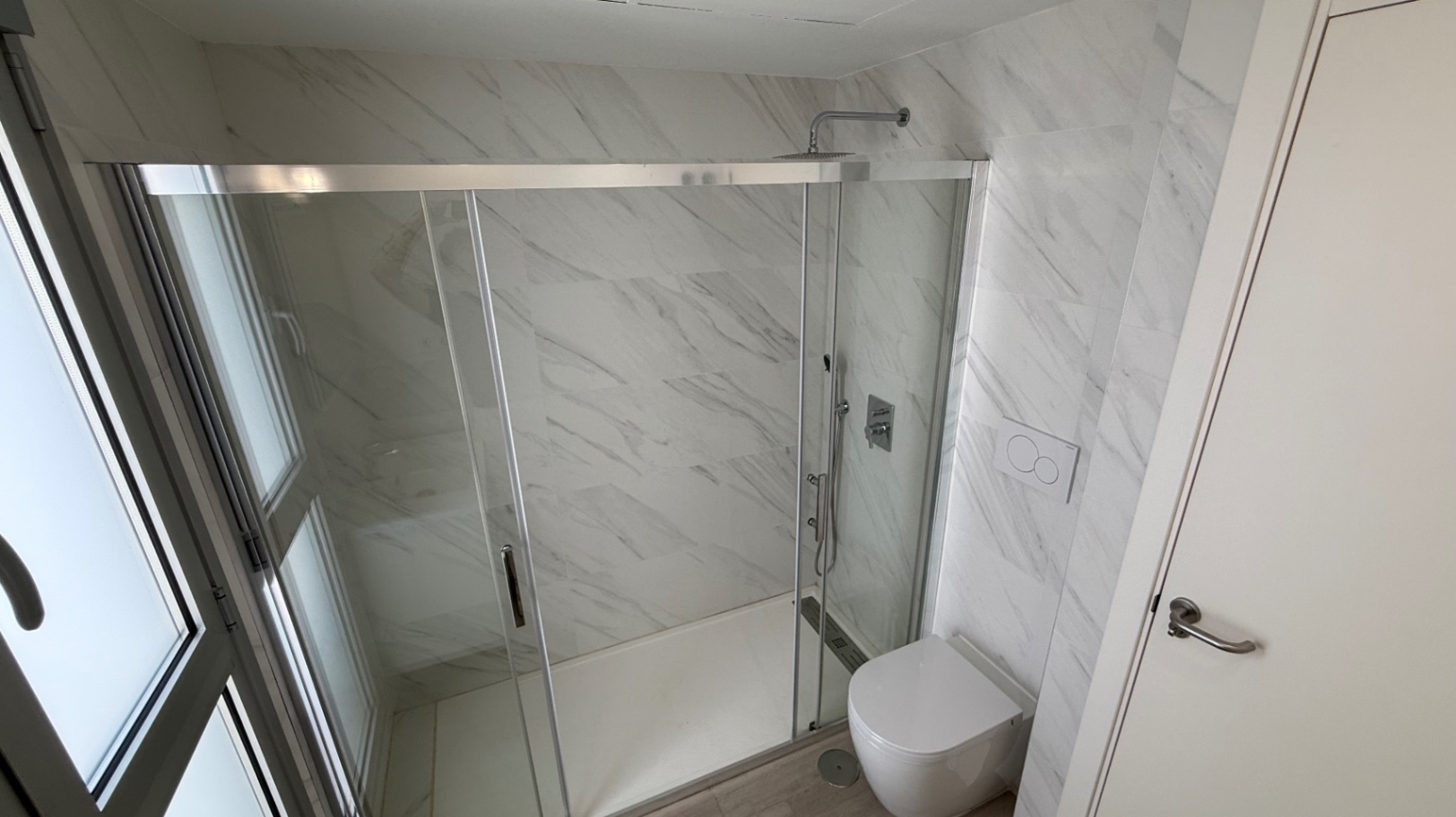 For sale - 5 Bedroom 3 Bathroom Town House in Orihuela - Inland  - Alicante