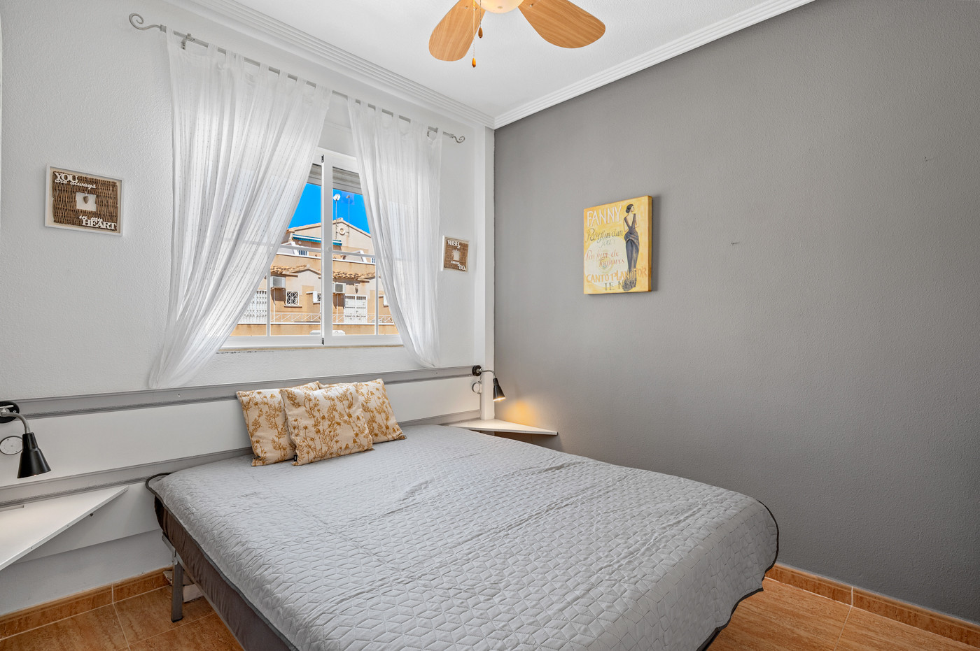 For sale - 2 Bedroom 1 Bathroom Bungalow in Orihuela Costa - Costa Blanca  - Alicante