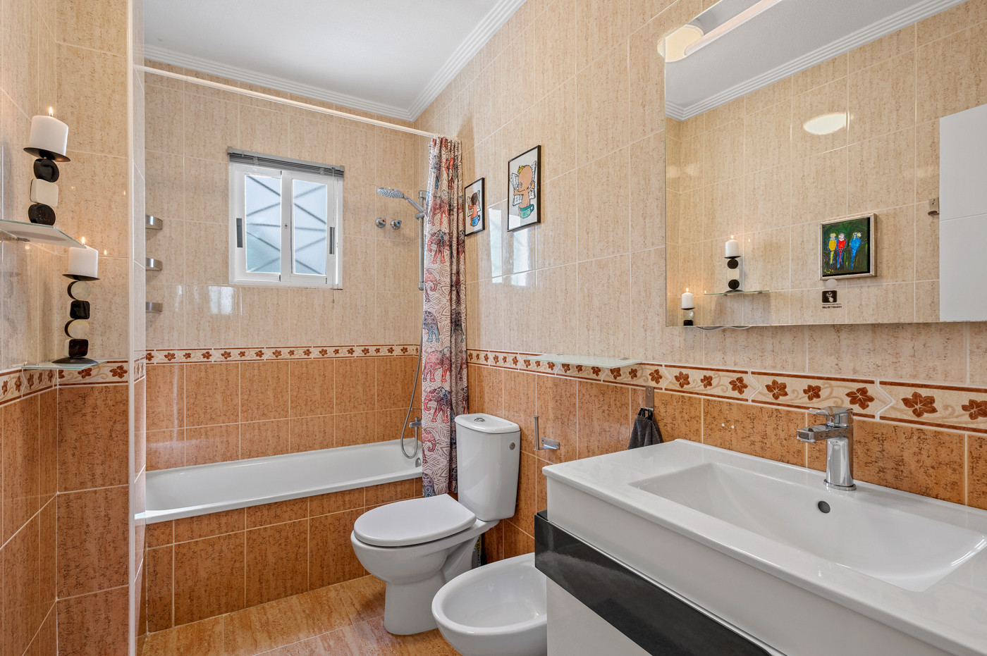 For sale - 2 Bedroom 1 Bathroom Bungalow in Orihuela Costa - Costa Blanca  - Alicante