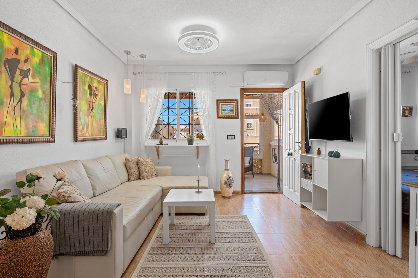 For sale - 2 Bedroom 1 Bathroom Bungalow in Orihuela Costa - Costa Blanca  - Alicante