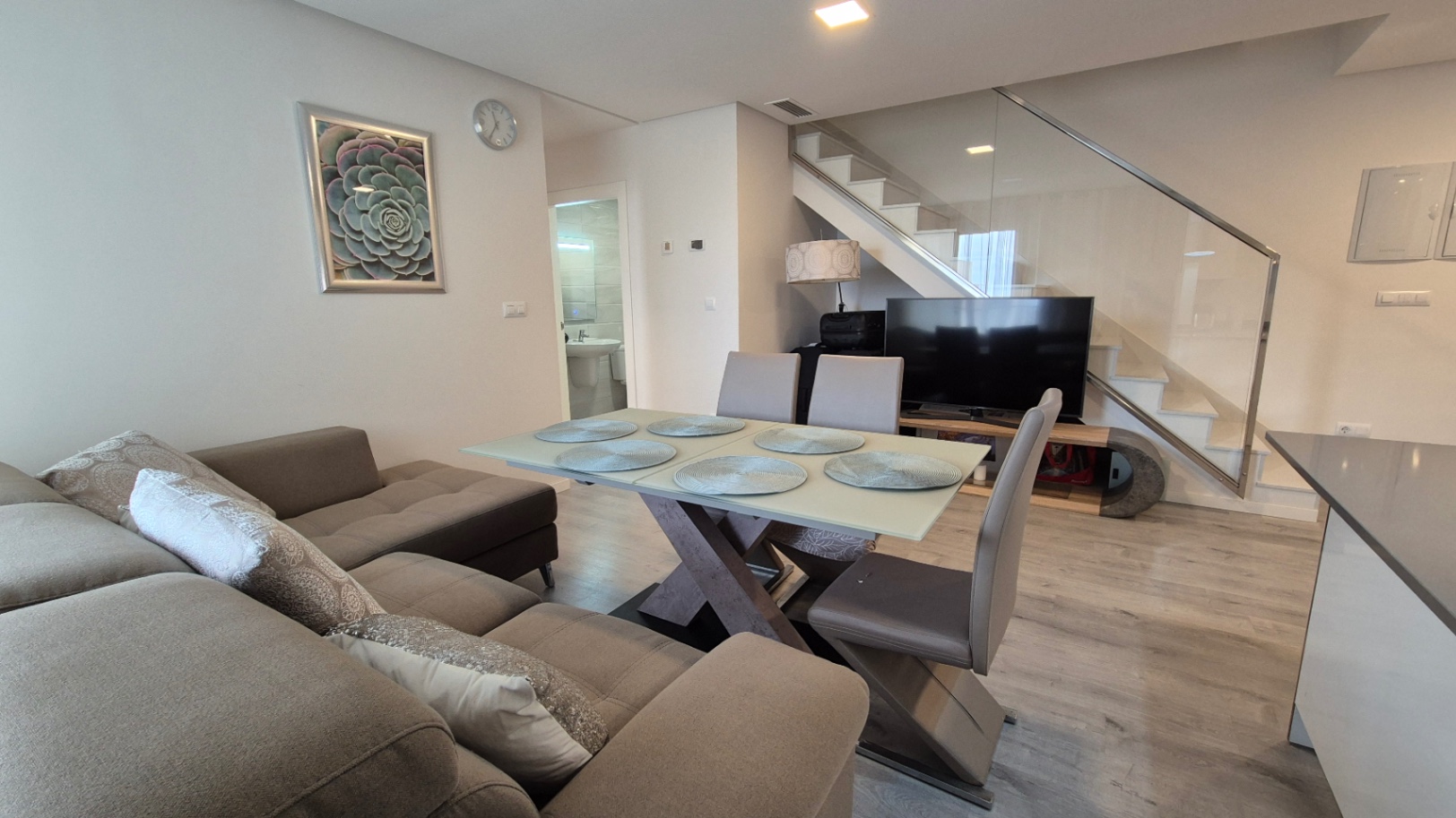 For sale - 2 Bedroom 2 Bathroom Penthouse in Orihuela - Inland  - Alicante