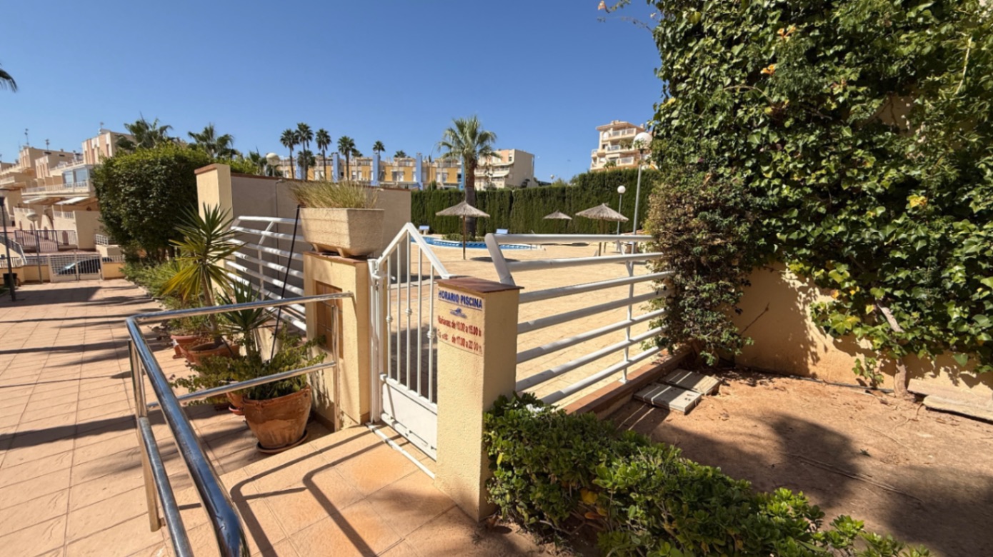 For sale - 3 Bedroom 2 Bathroom Duplex in Orihuela - Inland  - Alicante