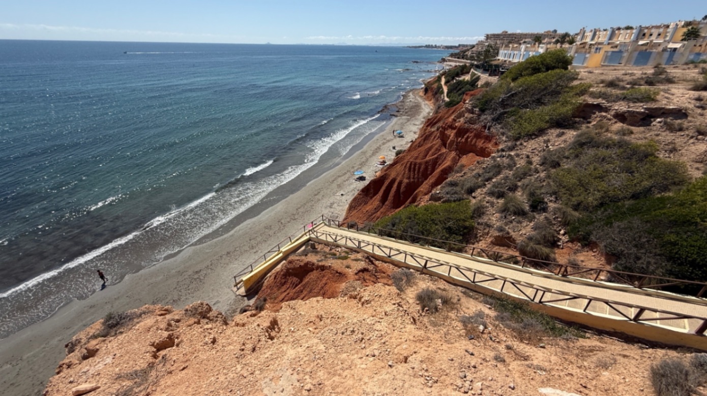 For sale - 3 Bedroom 2 Bathroom Duplex in Orihuela - Inland  - Alicante