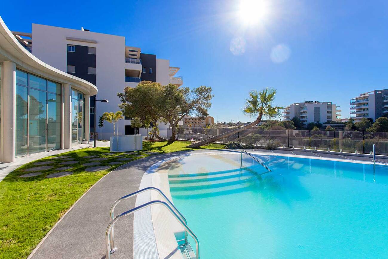 For sale - 3 Bedroom 2 Bathroom Apartment in Orihuela Costa - Los Dolses  - Alicante