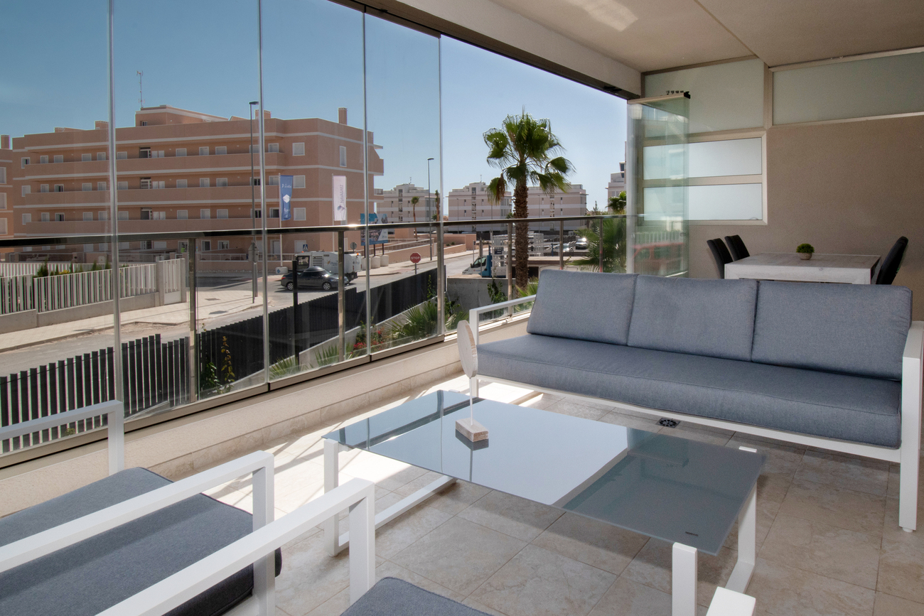 For sale - 3 Bedroom 2 Bathroom Apartment in Orihuela Costa - Los Dolses  - Alicante