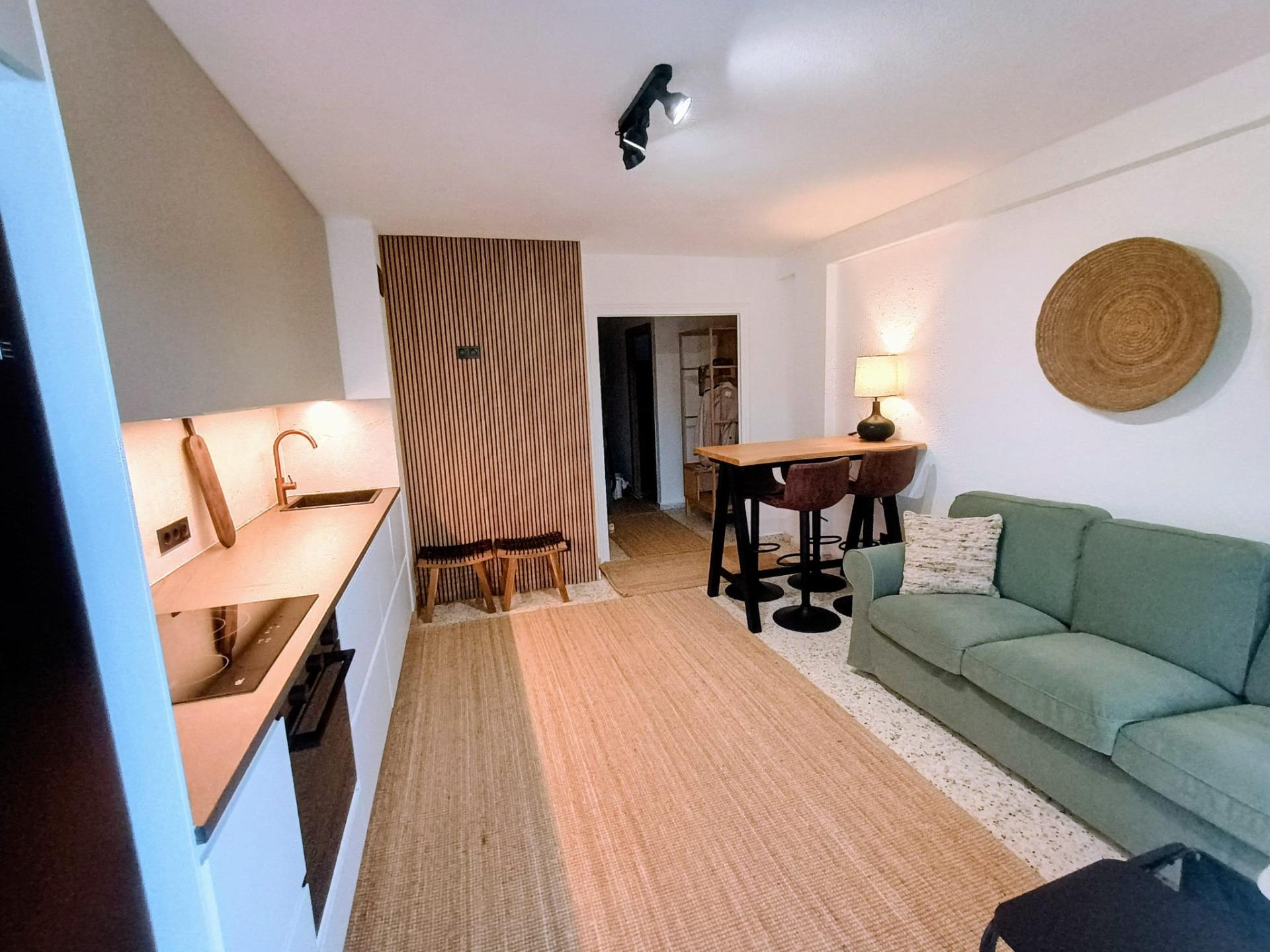 For sale - 2 Bedroom 1 Bathroom Apartment in Guardamar del Segura - Urbanizaciones  - Alicante