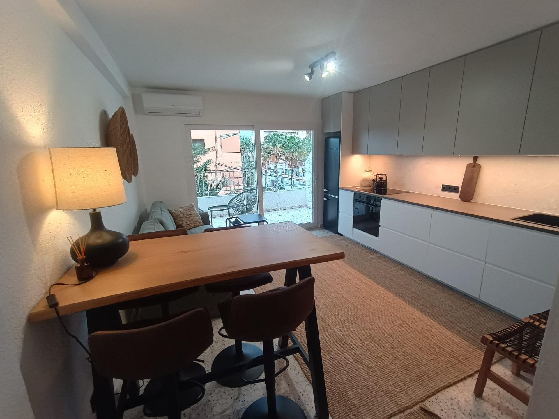 For sale - 2 Bedroom 1 Bathroom Apartment in Guardamar del Segura - Urbanizaciones  - Alicante