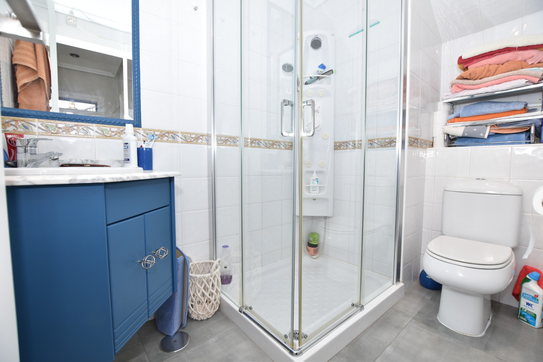 For sale - 3 Bedroom 2 Bathroom Villa in Villamartin - Los Dolses  - Alicante