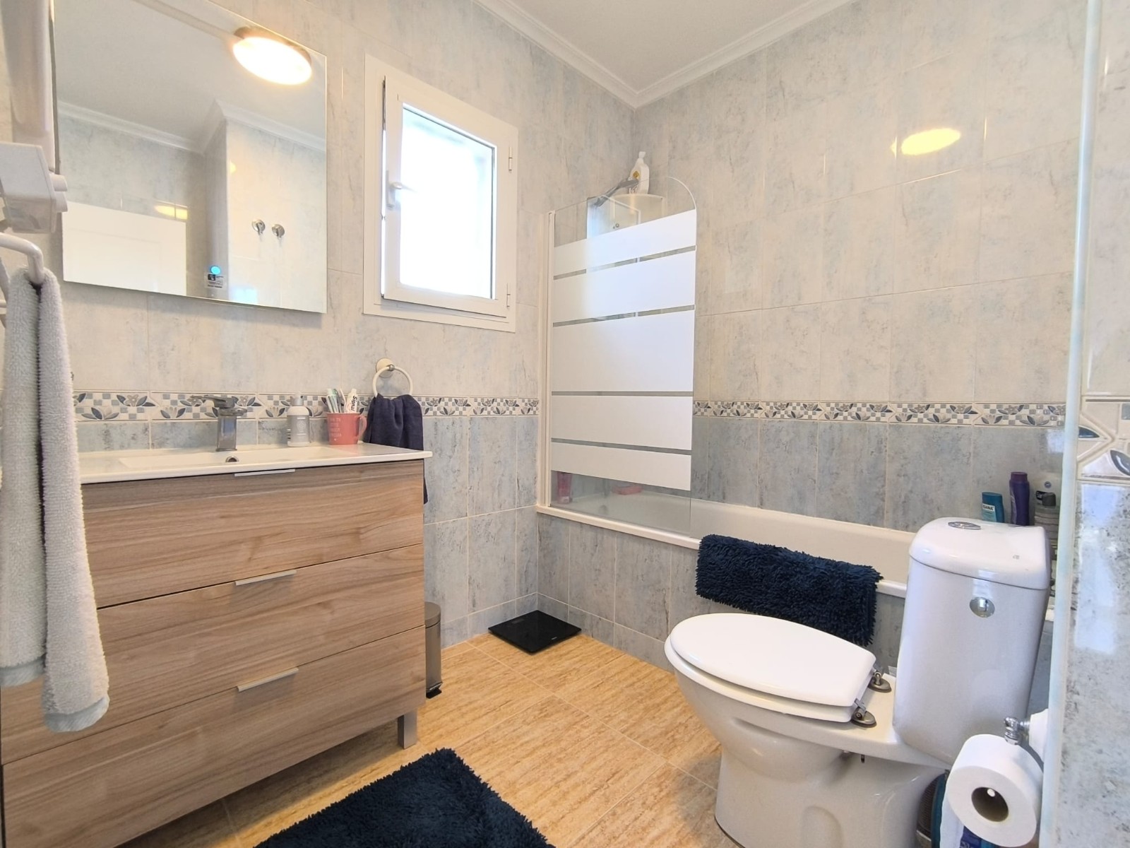 For sale - 3 Bedroom 2 Bathroom Villa in El Raso - Costa Blanca  - Alicante