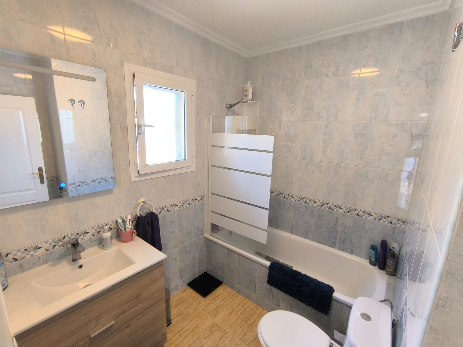 For sale - 3 Bedroom 2 Bathroom Villa in El Raso - Costa Blanca  - Alicante