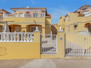 For sale - 2 Bedroom 2 Bathroom Semi Detached in Villamartin -  - Alicante