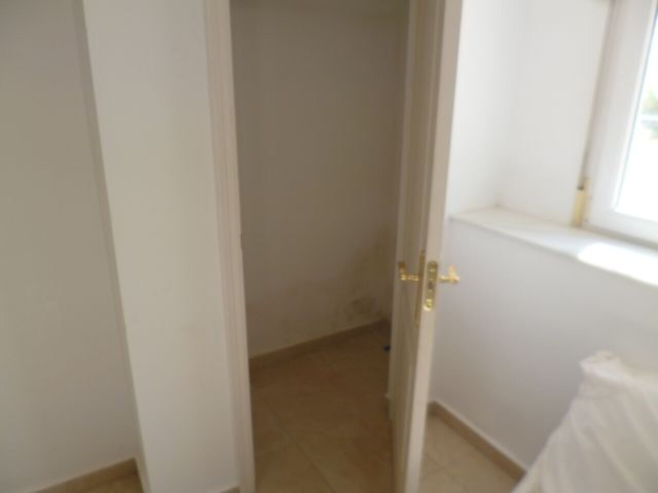 For sale - 5 Bedroom 4 Bathroom Villa in Villamartin - Costa Blanca  - Alicante