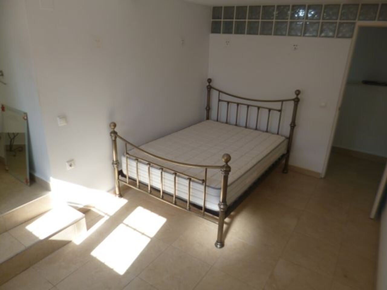 For sale - 5 Bedroom 4 Bathroom Villa in Villamartin - Costa Blanca  - Alicante
