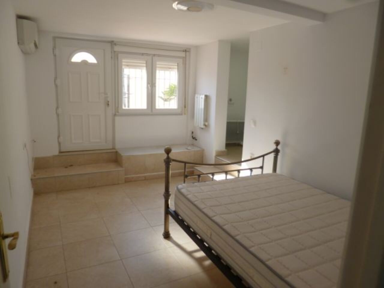 For sale - 5 Bedroom 4 Bathroom Villa in Villamartin - Costa Blanca  - Alicante