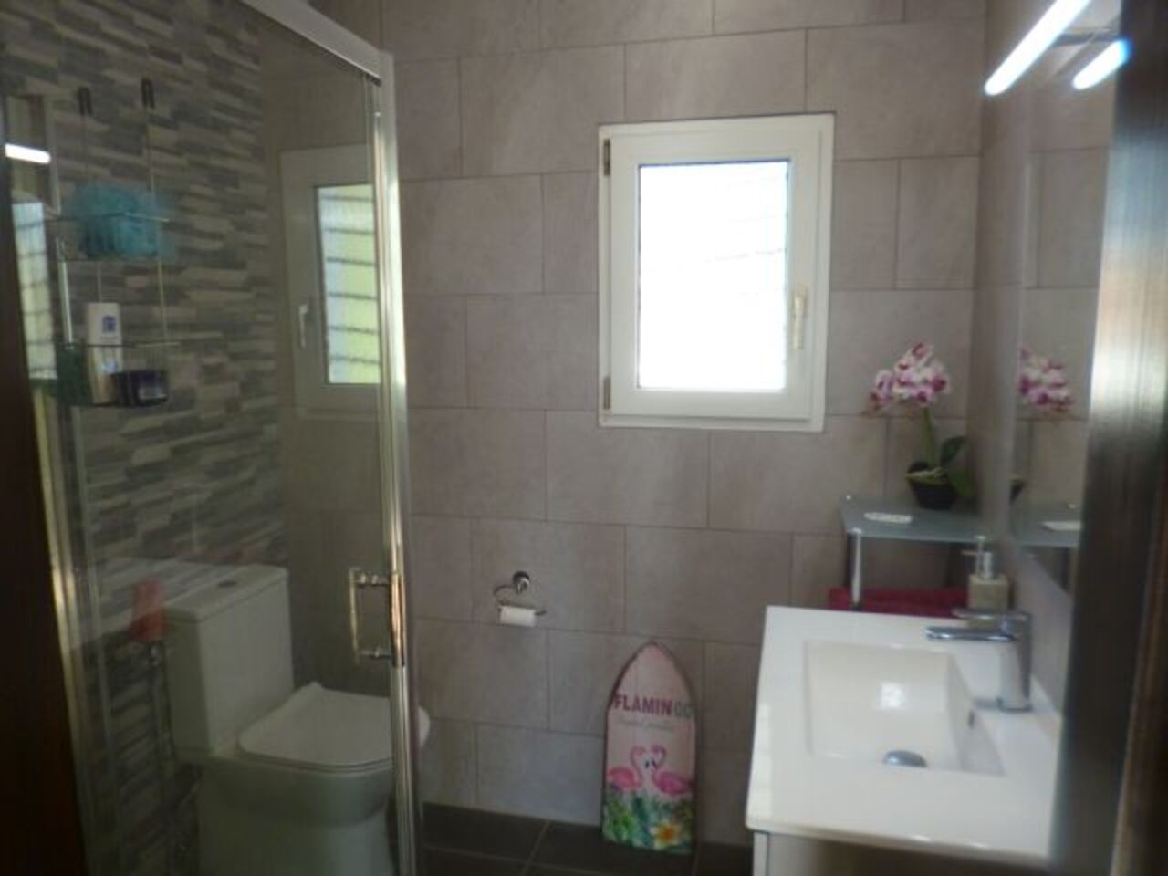 For sale - 5 Bedroom 4 Bathroom Villa in Villamartin - Costa Blanca  - Alicante